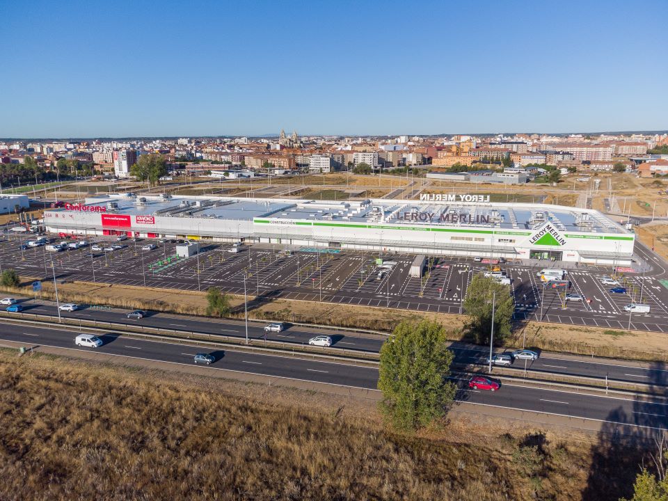 Parque Comercial Reino de León 2021